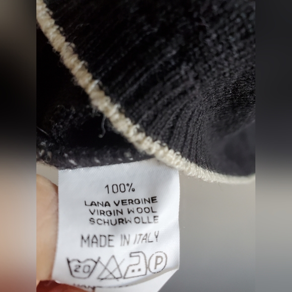 Gran Sasso Trendy pattern 100% Virgin Wool Vest - Picture 6 of 7